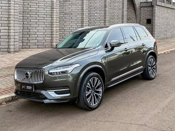 VOLVO XC90 2.0 T8 HYBRID MOMENTUM AWD GEARTRONIC VOLVO XC90 2.0 T8 HYBRID MOMENTUM AWD GEARTRONIC